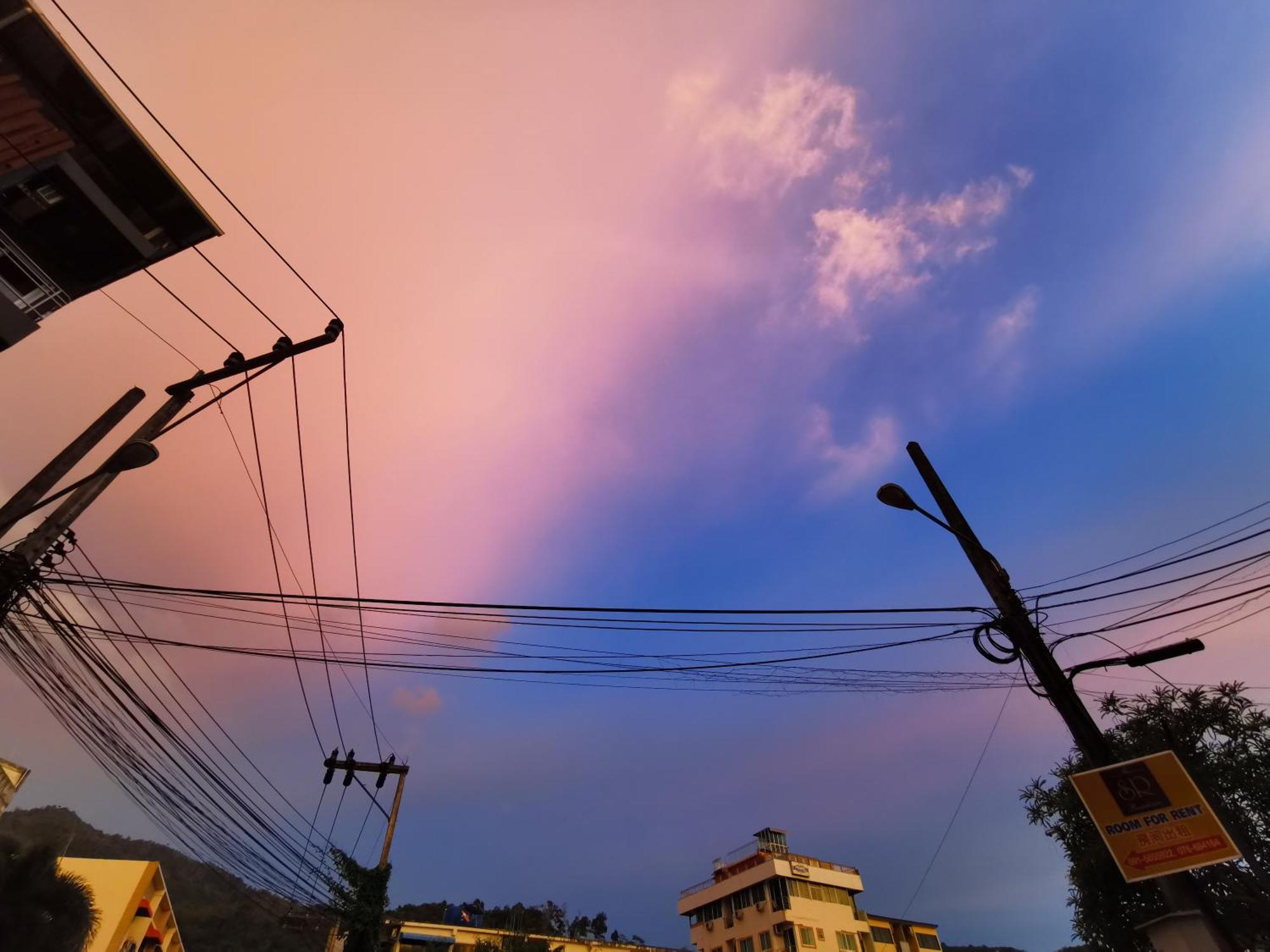 Отель Lanting Patong Экстерьер фото